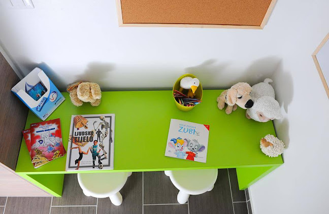 Stol u ordinaciji Dental Centra Grzela